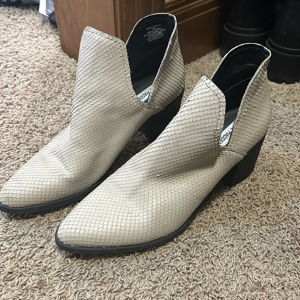 Womens Steve Madden Boots Petra Western White Snake Shoes Leather Ankle 11 M